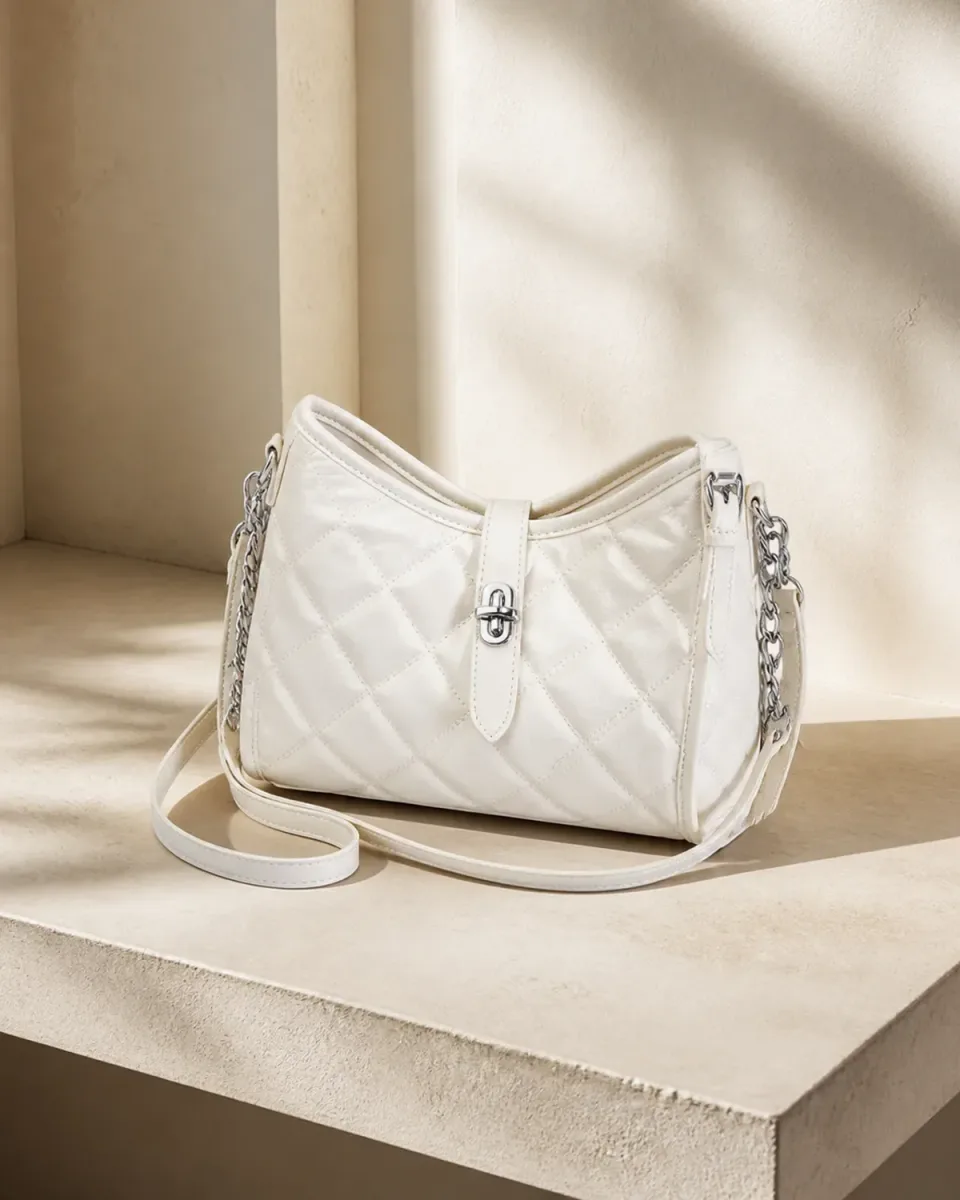 Women's Handbag 5817 — Product details 01