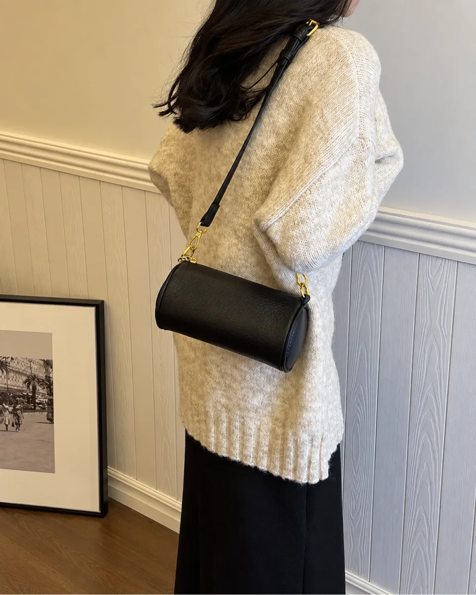 Women's Handbag 608 — Product details 04