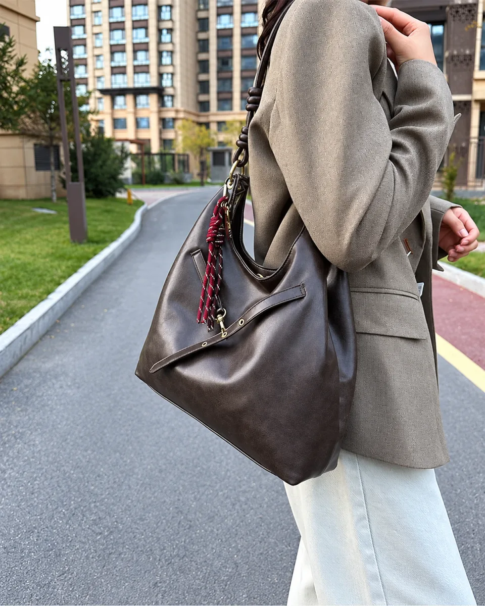 Women's Handbag 7809 — Product details 04